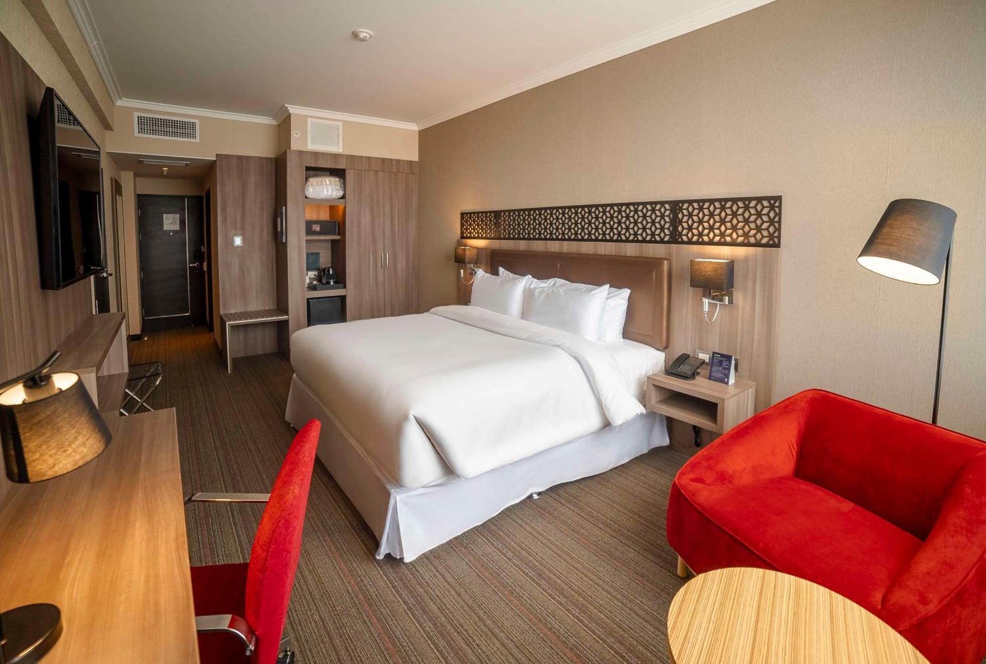 Doubletree By Hilton Trujillo Hotell Encalada Eksteriør bilde