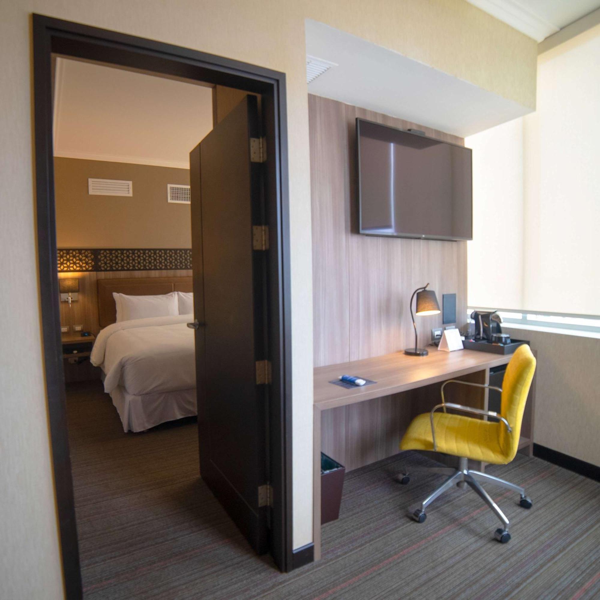 Doubletree By Hilton Trujillo Hotell Encalada Eksteriør bilde