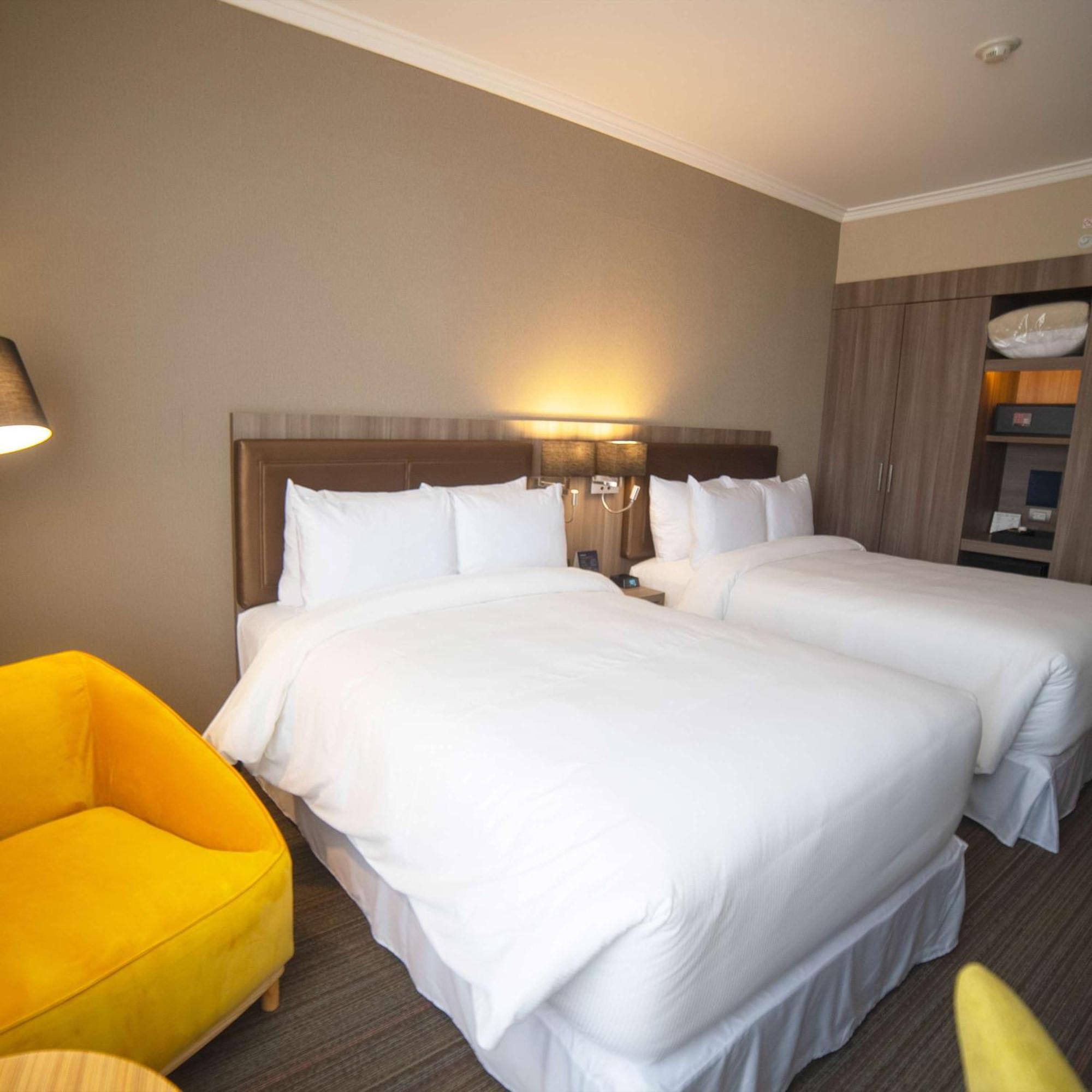 Doubletree By Hilton Trujillo Hotell Encalada Eksteriør bilde