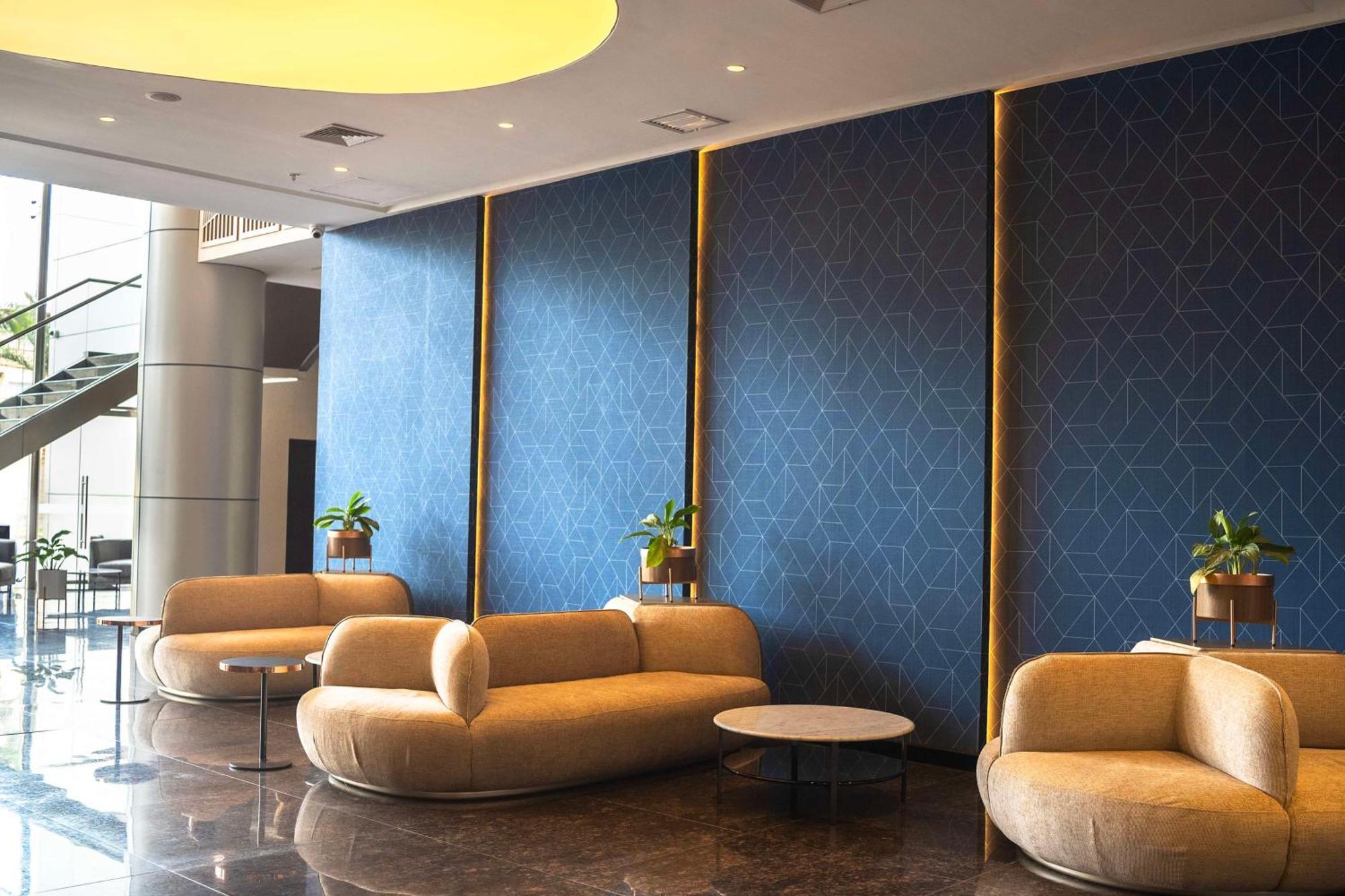 Doubletree By Hilton Trujillo Hotell Encalada Eksteriør bilde