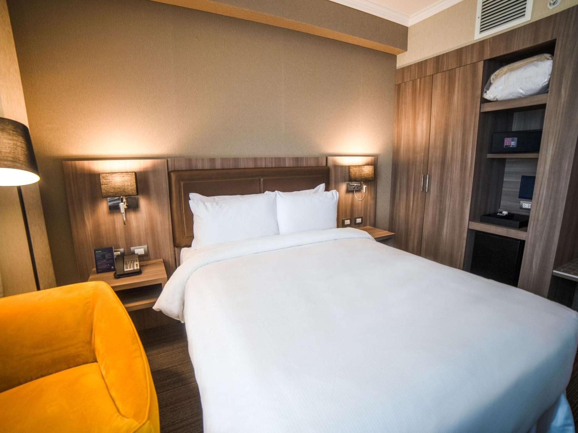 Doubletree By Hilton Trujillo Hotell Encalada Eksteriør bilde